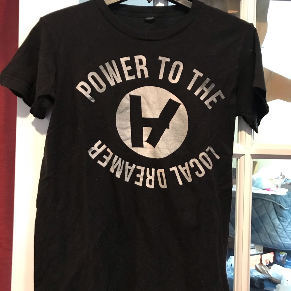 Graphic t shirt